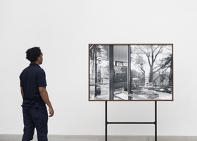 MRE07361_Mauro Restiffe_Glass House easel_Ph Eduardo Ortega_DDM_2