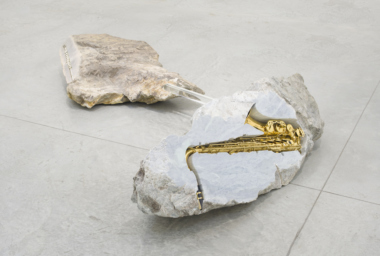 NR10362_Vou Vivendo_1