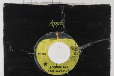 dm10000-apple-core-nothing-more-who-s-your-friend-1160x832-acf-cropped