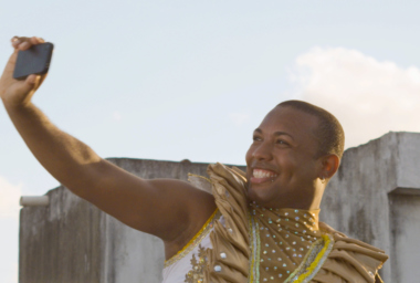 BWB00000_Faz que Vai_Still_DDM6