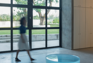 RH00000_Untitled_you cannot have a peacock anywhere_1