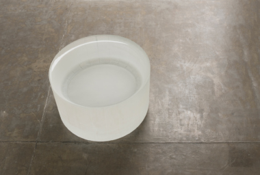 RH00001_Untitled_Theres nothing as empty as an empty swimming pool_3