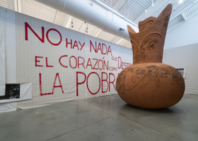 Gabriel Chaile_Matrix 283 Gabriel Chaile No Hay Nada Que Destruya El Corazon Como Lo Pobreza-The Berkeley Art Museum 2023_Ph_ Whit Forrester8