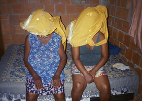 2020_to show to hide Zumbidas com minha vó Maria da Graça e minha mae Elenice Guarani, 35mm