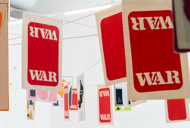 MAGIC-LIGHTS-BOILING-SURFACES-REBECA-CARAPIA-PIPILOTTI-RIST-AND-RIVANE-NEUENSCHWANDER_full